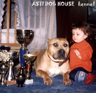 Kristina and Asti Dog House Zigfrid Rivs
